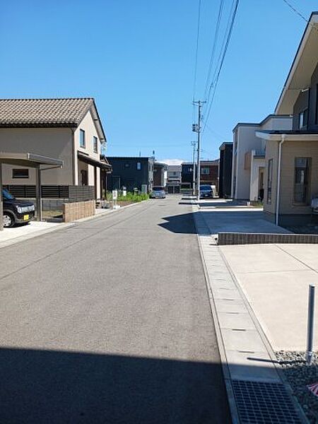 detached 秋田県潟上市天王字長沼64-2
地図を見る