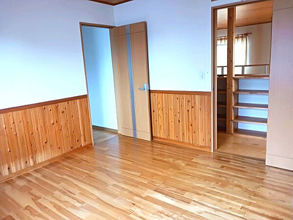 detached 山形県東置賜郡高畠町大字糠野目
地図を見る