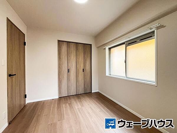 洋室を拡大表示