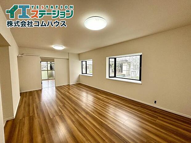 【Living room】 贅沢といえるほどの豊かな居住性と、プライドを満たすクオリティが見事に調和した住空間。