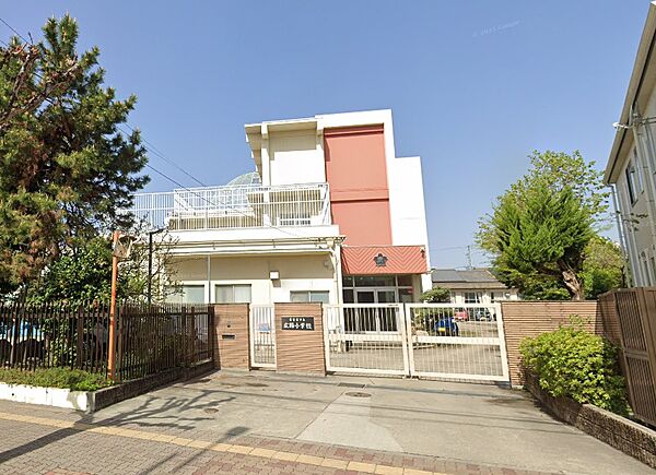 名古屋市立広路小学校　徒歩約13分