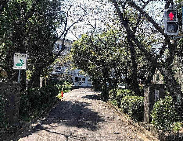 徒歩約18分