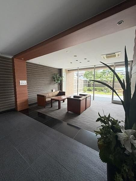 エントランスを拡大表示