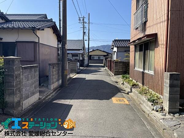 前面道路です。