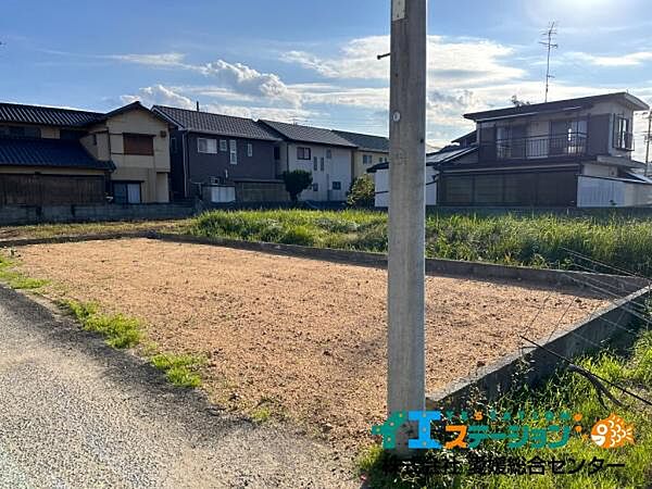 北東からの全景です。