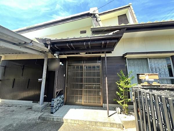 玄関外