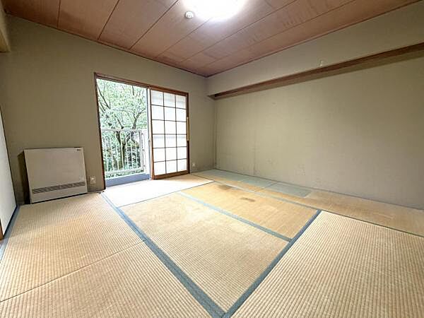 南向き和室です