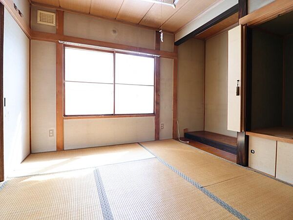 detached 北海道北見市田端町9-15
地図を見る
