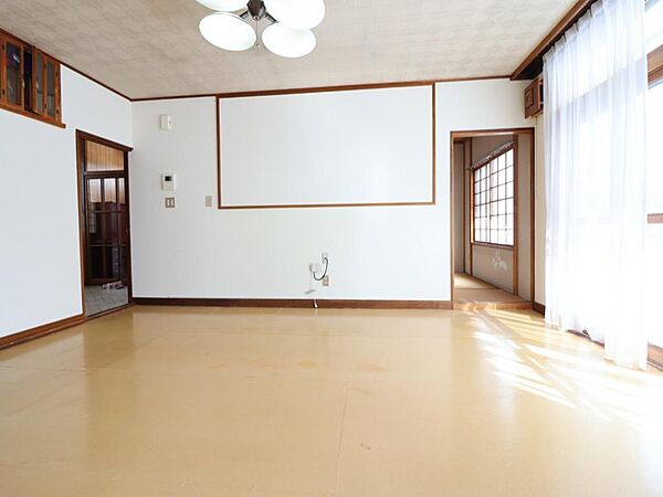 detached 北海道北見市田端町9-15
地図を見る