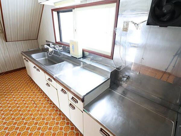 detached 北海道北見市美山町東２丁目68-49
地図を見る