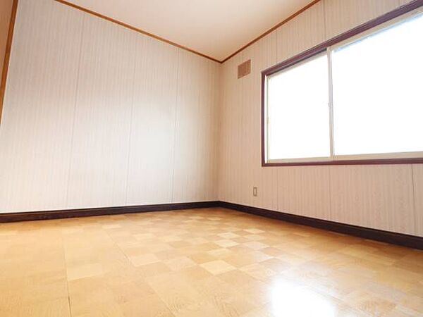 detached 北海道北見市美山町東２丁目68-49
地図を見る
