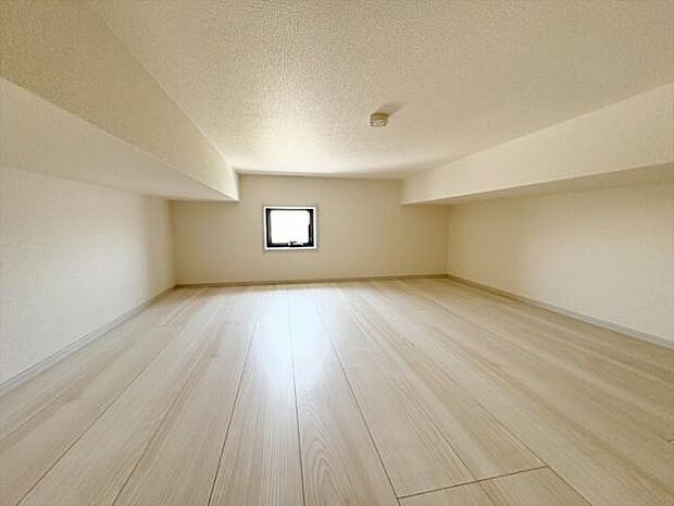小屋裏収納