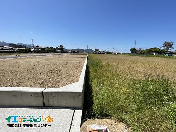 東側境界