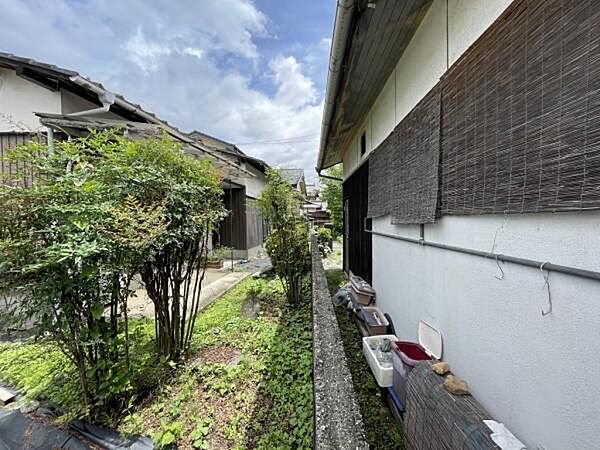 隣地境界　南側