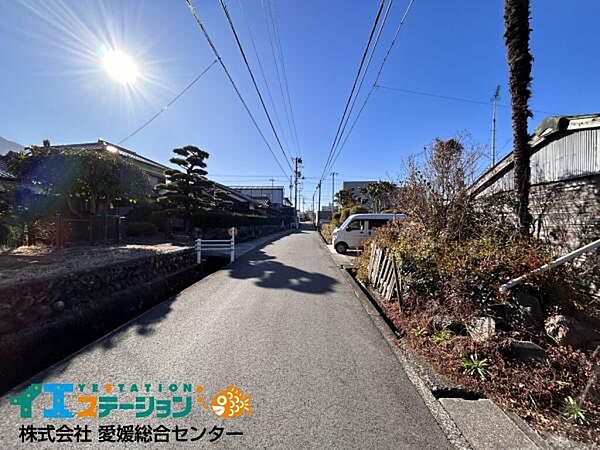 前面道路です。