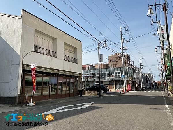 東側接道　南より