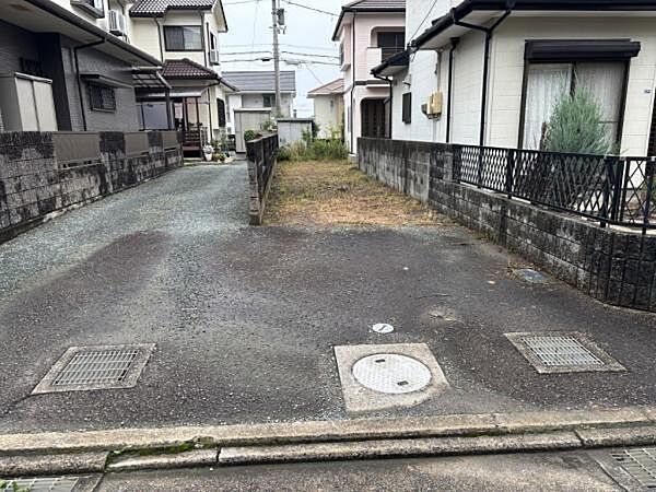 敷地入口
