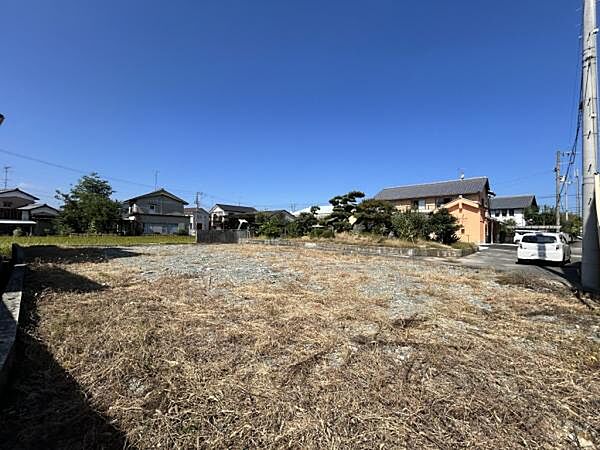 敷地南東からの全景