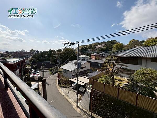 ここからの眺めはとても良い。お空がとても開放的。空気がとっても美味しいです