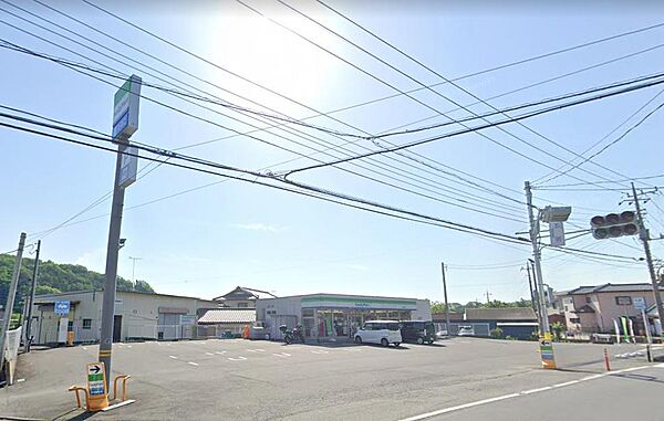 ファミリーマート 野原五明店