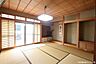 和室：和室？：明るい日差しが差し込む大開口！風がとても気持ちの良いお部屋です！