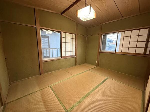 2階和室6畳