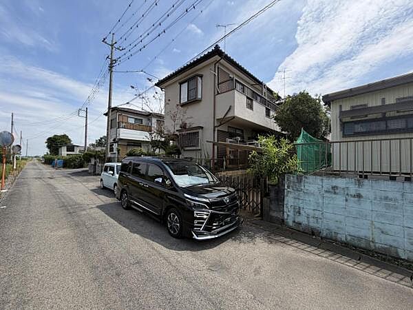 別角度からの外観