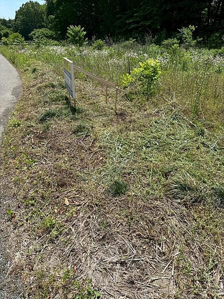 前面道路は約3.7mございます。