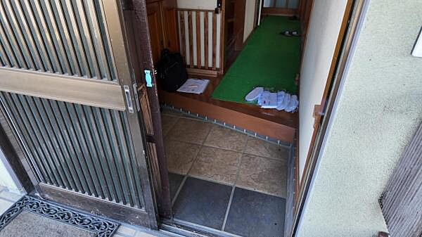 玄関
