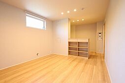 ザ　グランド　自治医大 00105 1階2LDKの室内