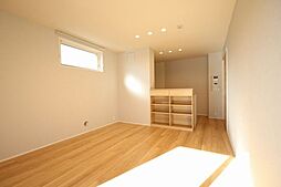 ザ　グランド　自治医大 00205 2階2LDKの室内