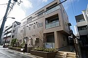 新宿駅より徒歩7分 3階 築10年8ヶ月の賃貸物件