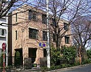 三鷹駅より徒歩6分 1階 築19年8ヶ月の賃貸物件