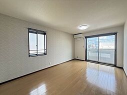 ヴィラ・イーストＢ 00301