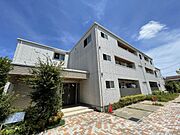 御嶽山駅より徒歩5分 築9年10ヶ月 3階建の賃貸物件