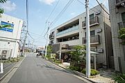 新川崎駅より徒歩22分 築15年 3階建の賃貸物件