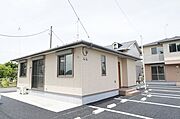 水戸駅よりバス10分 徒歩1分 1階 築8年5ヶ月の賃貸物件