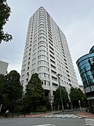 外苑前駅より徒歩4分 新築 23階建の賃貸物件