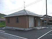 山前駅より徒歩15分 築18年2ヶ月 1階建の賃貸物件