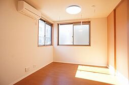 アプフェル 00101 1階2LDKの室内