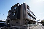 平塚駅より徒歩12分 1階 築6年10ヶ月の賃貸物件