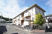 伊勢原駅より徒歩12分 1階 築19年7ヶ月の賃貸物件