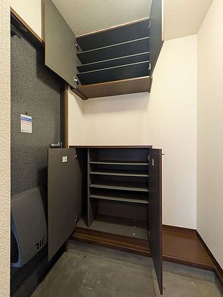 apartment 茨城県かすみがうら市新治1832-52
新治の賃貸情報を見る
物件地図