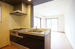 ハピネス 00201 2階1LDKの室内