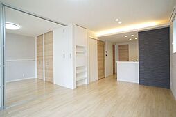 Ｃｈｉｂａｌｙ　Ｔｏｄｏｒｏｋｉ 00101 1階2LDKの室内