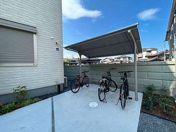 apartment 埼玉県久喜市久喜中央１丁目12-4
地図を見る