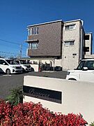 吉川駅より徒歩17分 3階 築9年1ヶ月の賃貸物件