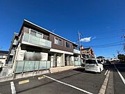 吉川駅より徒歩5分 築8年8ヶ月 2階建の賃貸物件