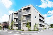 吉川駅より徒歩5分 1階 築2年の賃貸物件