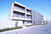 エルミタージュクールの賃貸物件